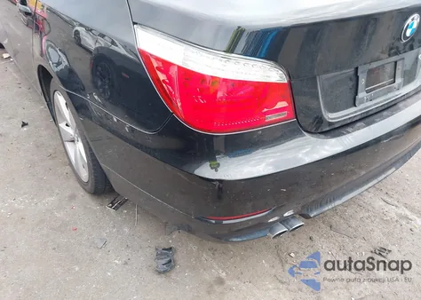 2008 BMW 528Xi из США, поврежденный, VIN WBANV13558C150018